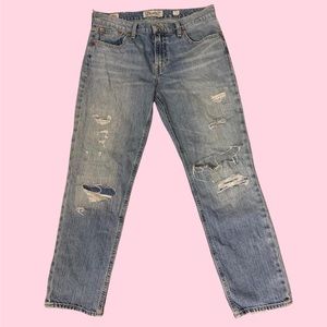 low waisted lucky brand jeans. size 4/27